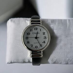 Eikon Quartz Watch Silver Round Face Black Expandable Leather Band